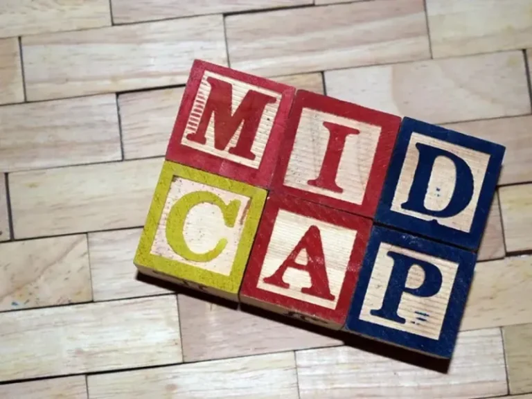 Cổ phiếu Mid Cap là gì?