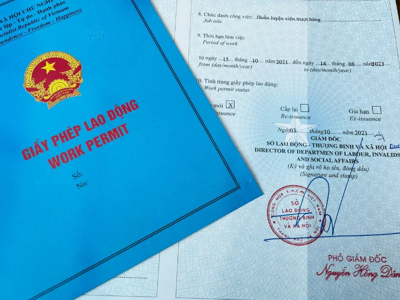 Giấy phép lao động là gì? Giới thiệu về giấy phép lao động