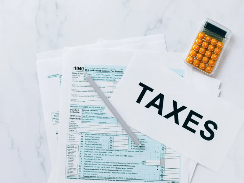 NEW Thuế môn bài (License tax) là gì? Đặc điểm của thuế môn bài